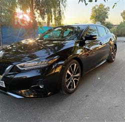 Nissan Maxima